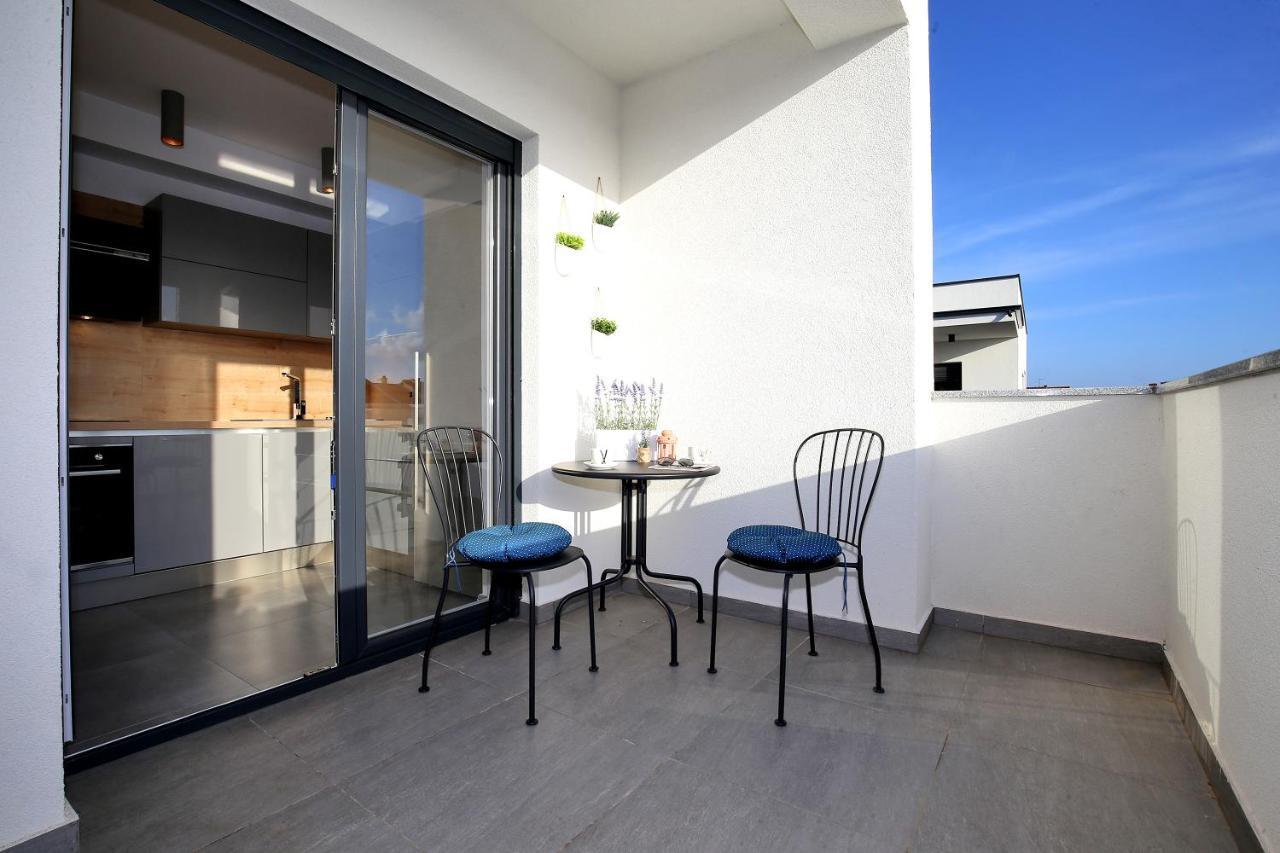 Esso Roof Terrace Apartment Zadar Exterior foto